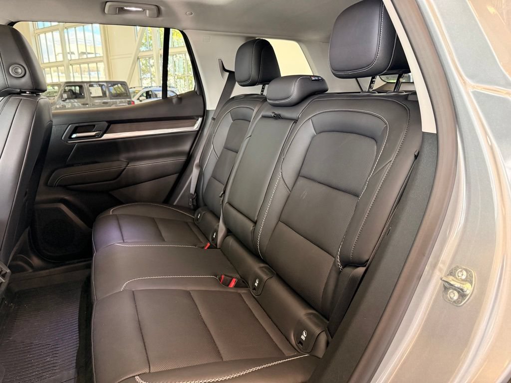 Used 2026 GMC Terrain Denali AWD/4WD image 10