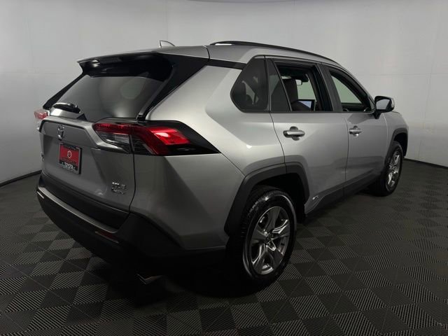 Used 2025 Toyota RAV4 XLE image 8