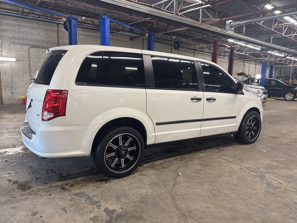Used 2012 RAM C/V image 12