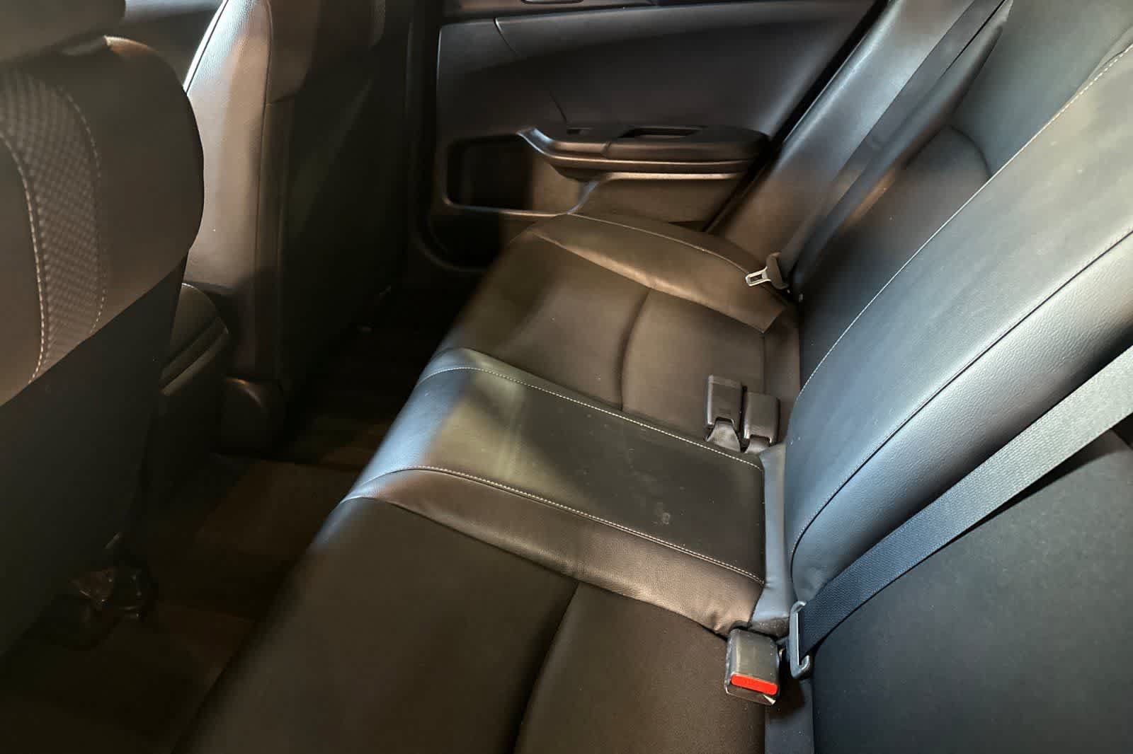 Used 2019 Honda Civic Sport image 5