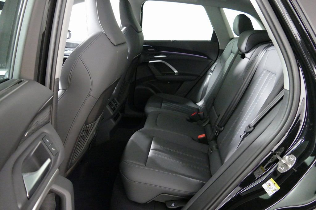 Used 2025 Audi Q5 Premium Plus w/ Premium Plus image 29