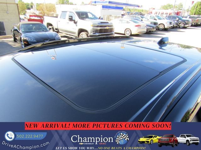 Certified 2025 Chevrolet Equinox EV RS FWD image 8