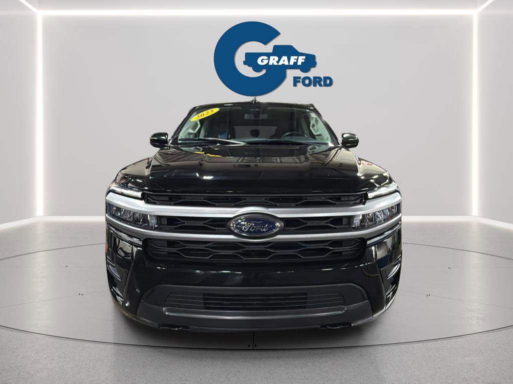 Used 2023 Ford Expedition XLT image 12