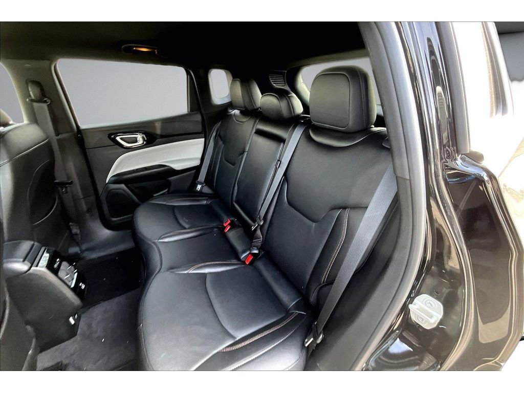Certified 2024 Jeep Compass Limited w/ Elite Group AWD/4WD image 23