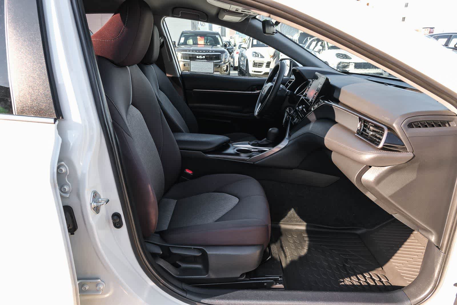 Certified 2021 Toyota Camry LE FWD image 18