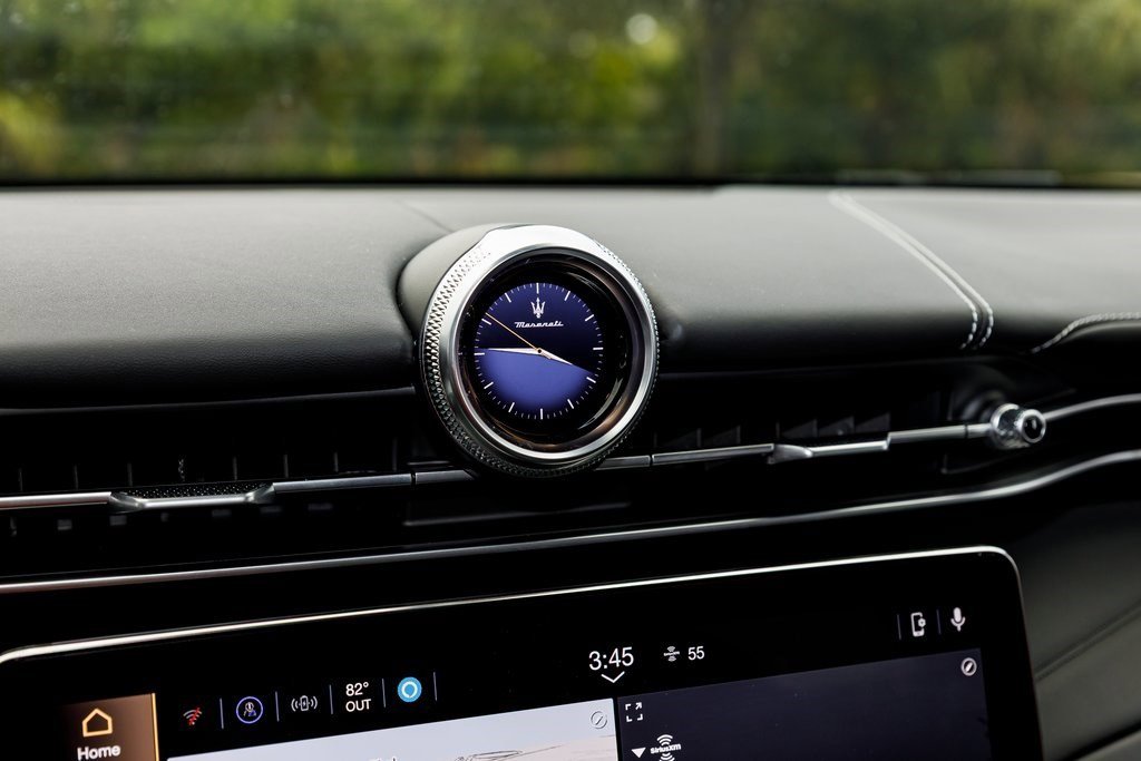 New 2025 Maserati Grecale Modena image 31