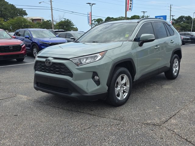 Used 2020 Toyota RAV4 XLE w/ Convenience Package AWD/4WD image 8