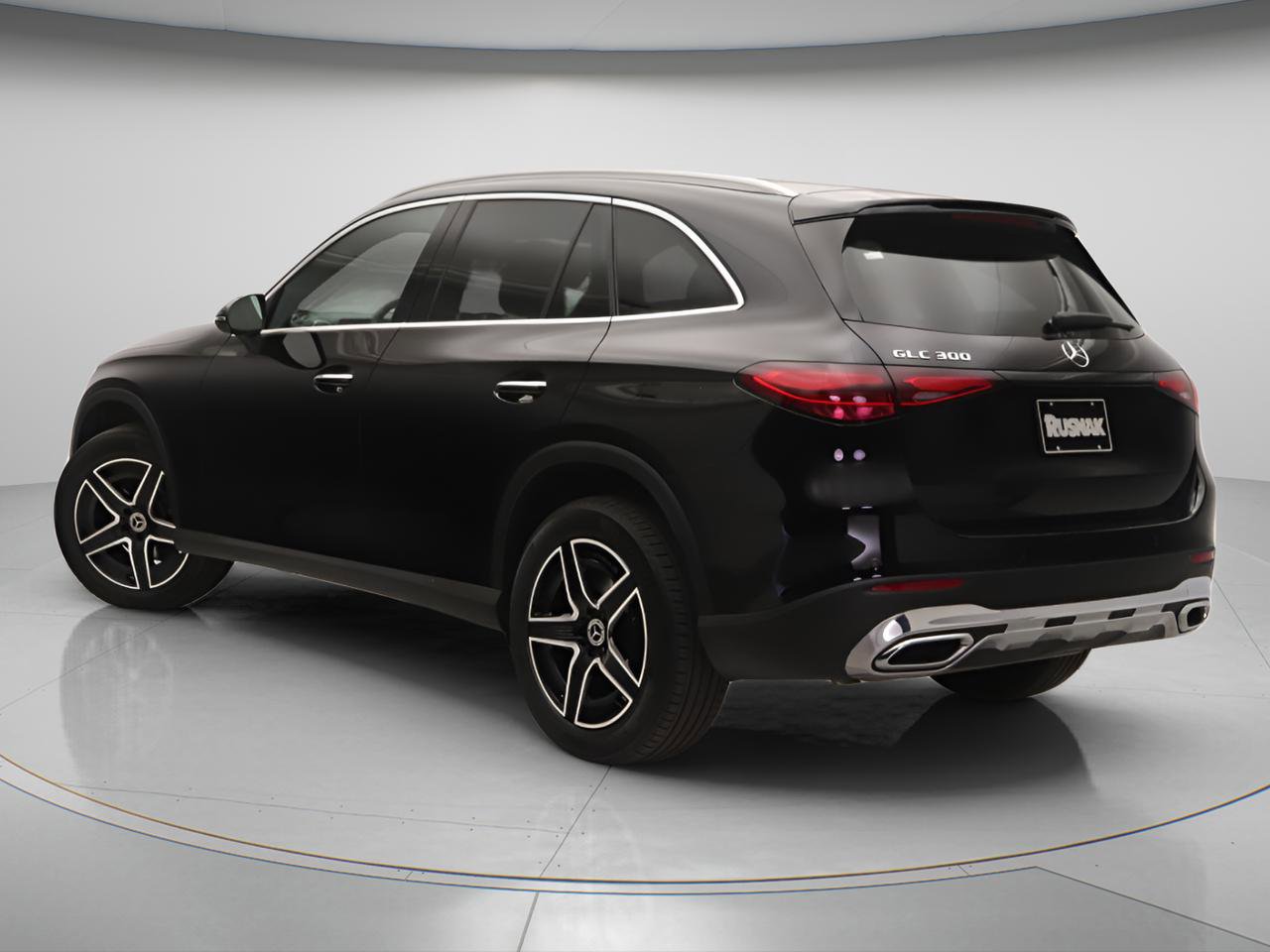 New 2026 Mercedes-Benz GLC 300 image 2