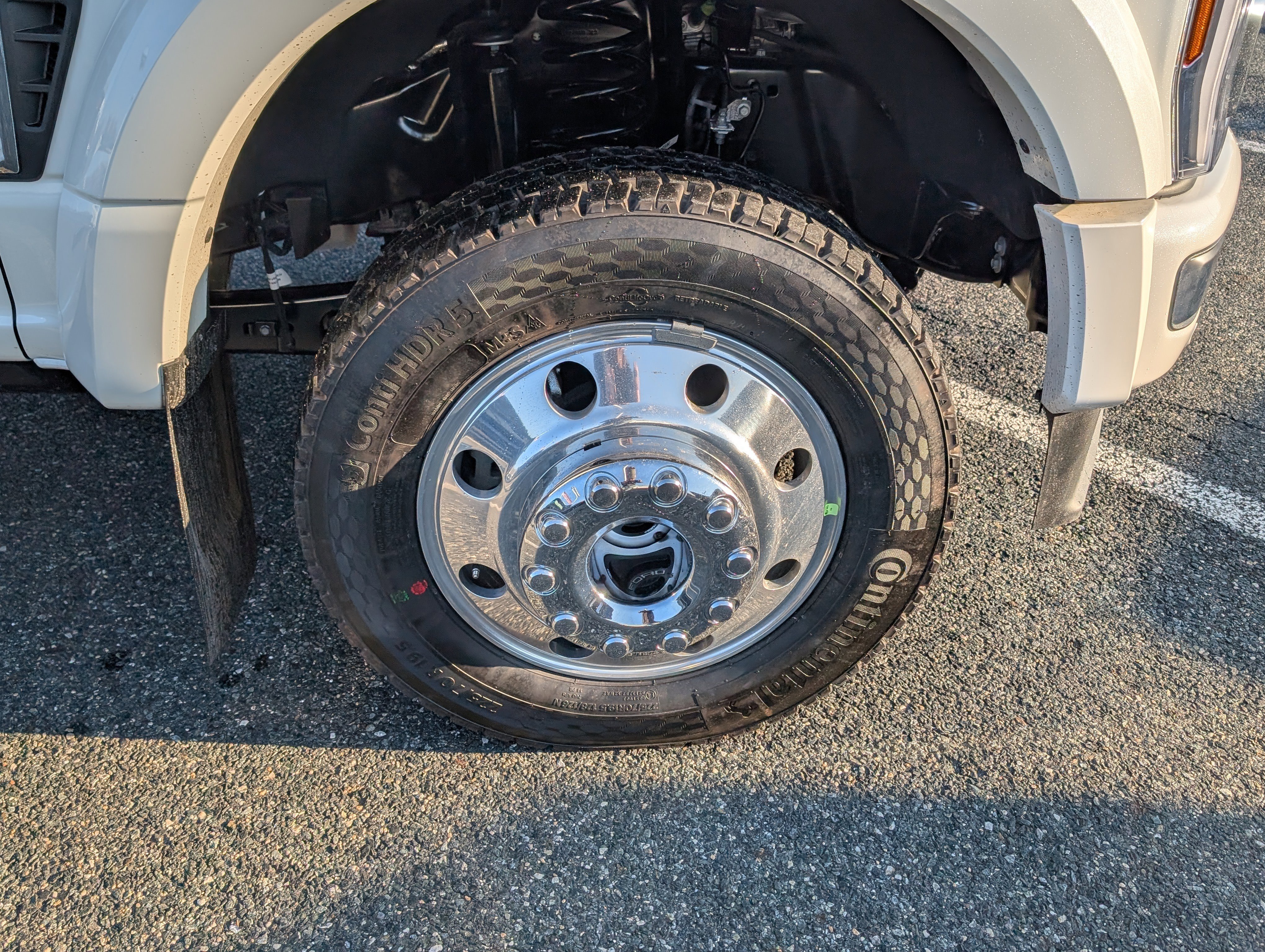 New 2026 Ford F450 Platinum w/ Platinum Plus Package image 6