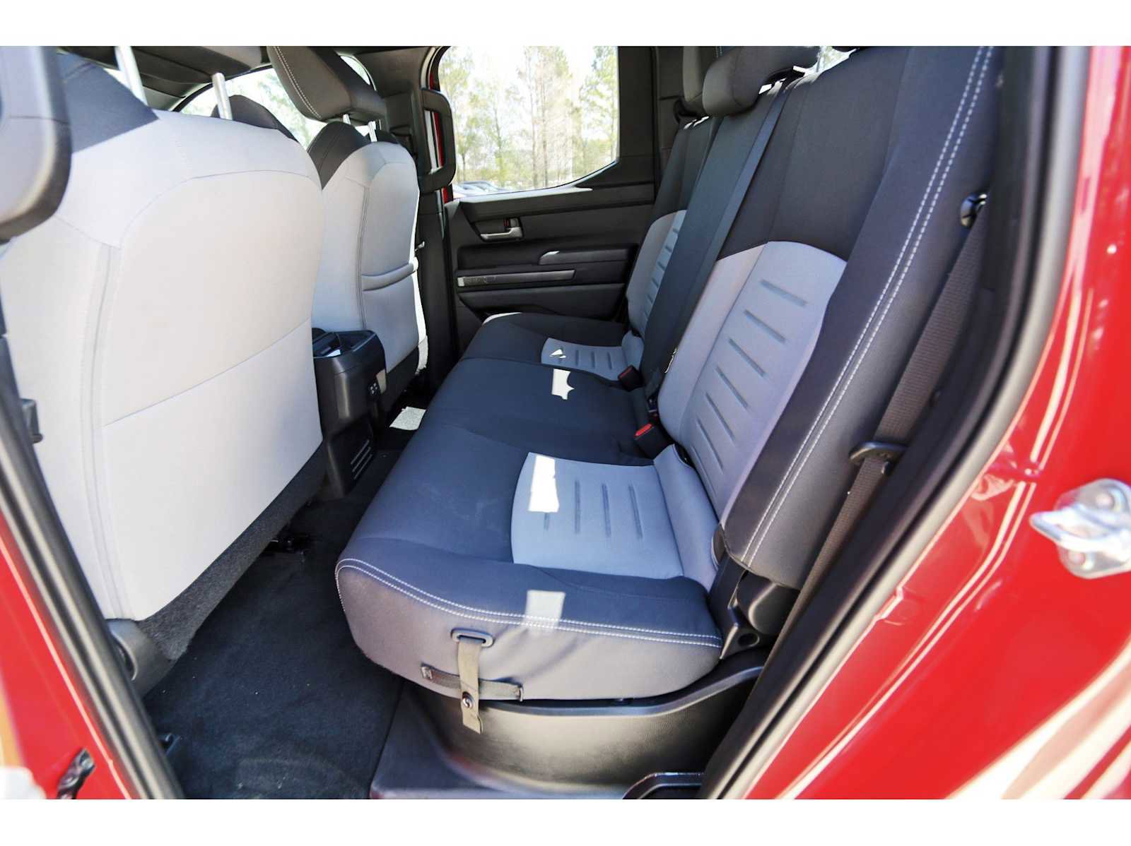 Used 2025 Toyota Tacoma TRD Sport image 12