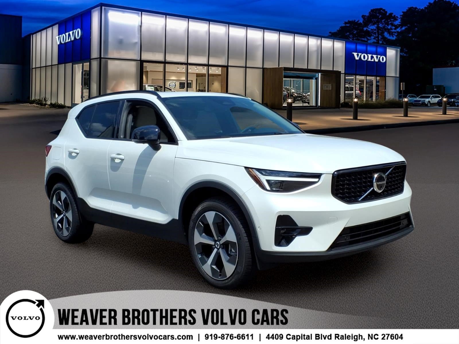 New 2026 Volvo XC40 B5 Plus w/ Protection Package Premier
