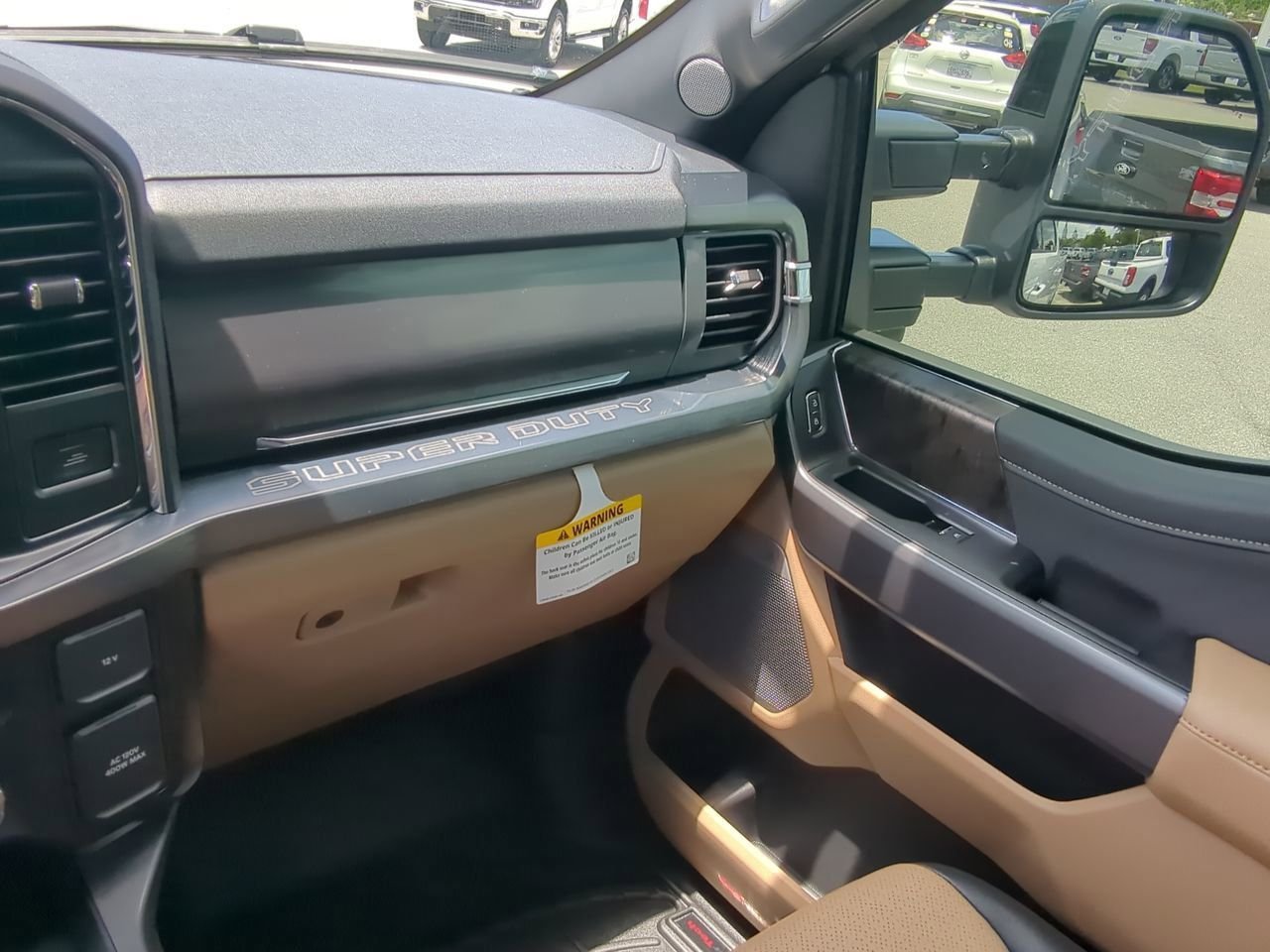 New 2025 Ford F350 Lariat w/ Lariat Ultimate Package image 17