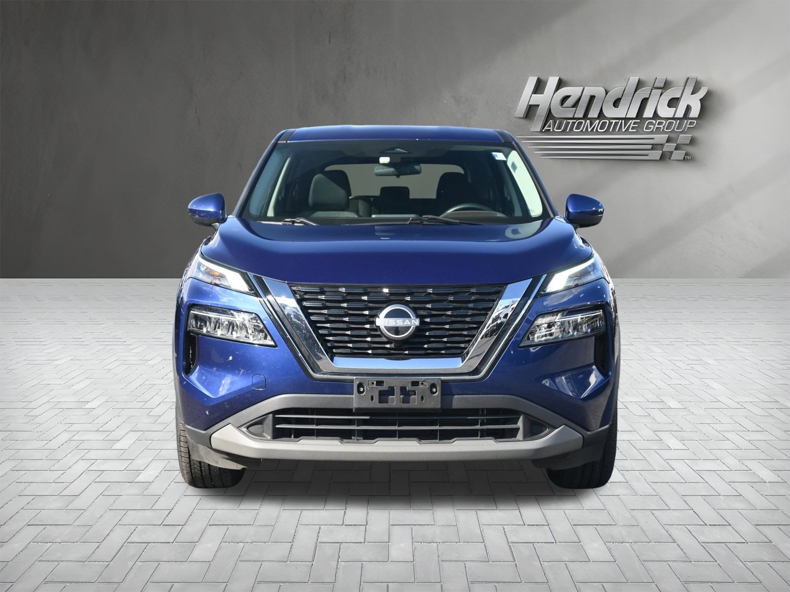 Used 2023 Nissan Rogue SV image 6
