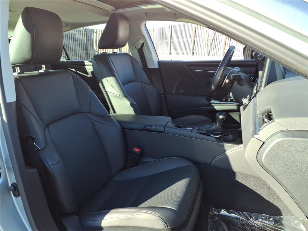 Used 2023 Lexus ES 350 w/ Premium Package image 8