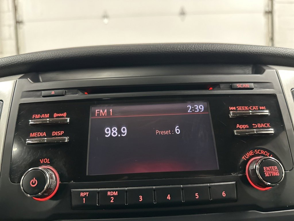 Used 2017 Nissan Titan SV image 25