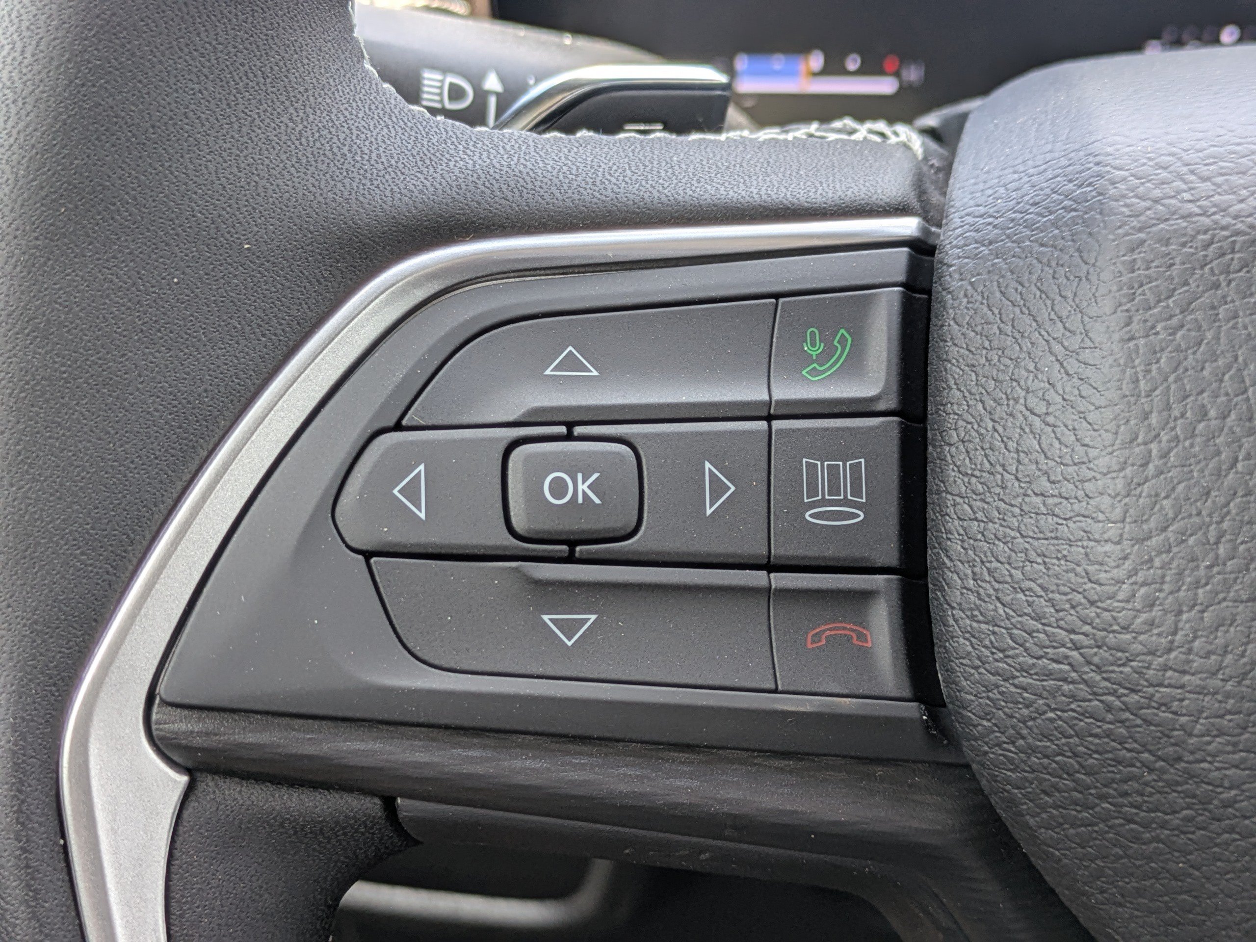 New 2026 Jeep Grand Cherokee Laredo X RWD image 20
