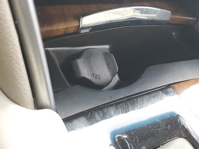 Certified 2018 Cadillac XTS Luxury image 28