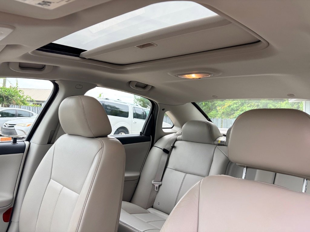 Used 2008 Chevrolet Impala LTZ FWD image 10