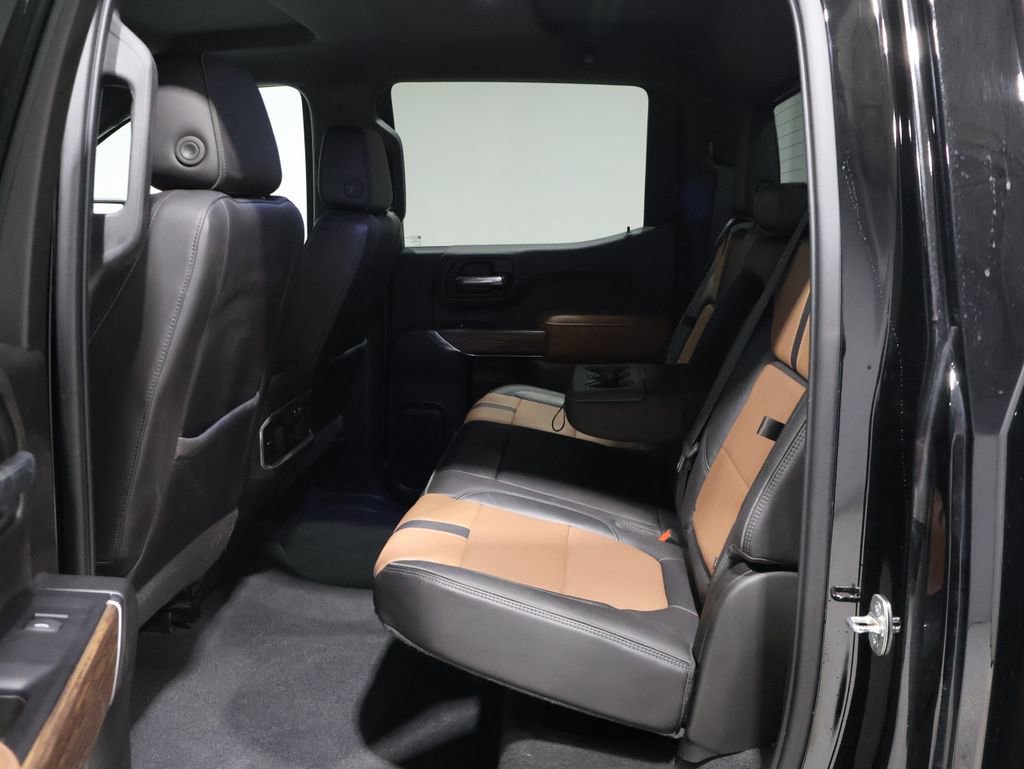 Used 2019 Chevrolet Silverado 1500 High Country image 19