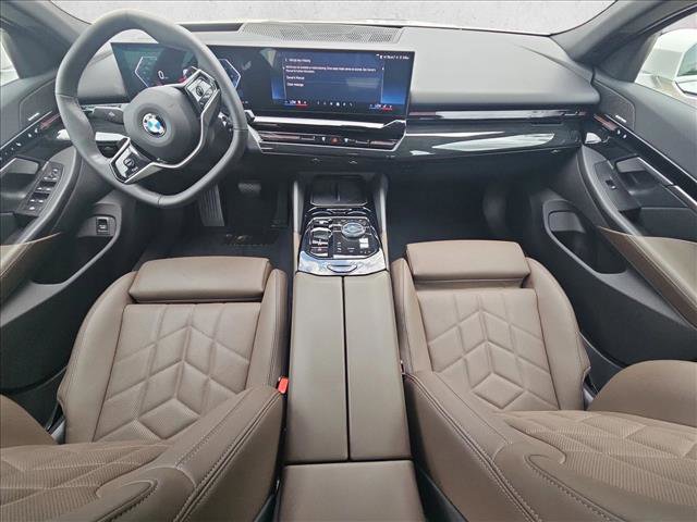 Used 2024 BMW 530i RWD image 17