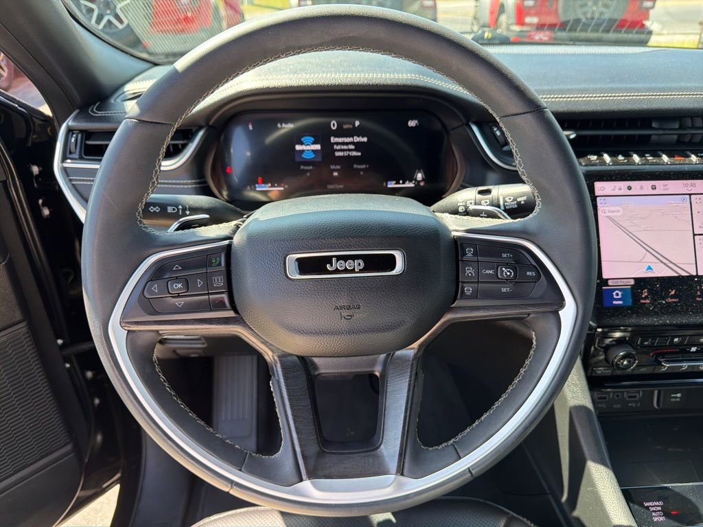 Used 2024 Jeep Grand Cherokee L Limited w/ Luxury Tech Group II AWD/4WD image 57