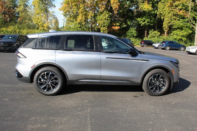 New 2026 Lincoln Nautilus Premier image 2