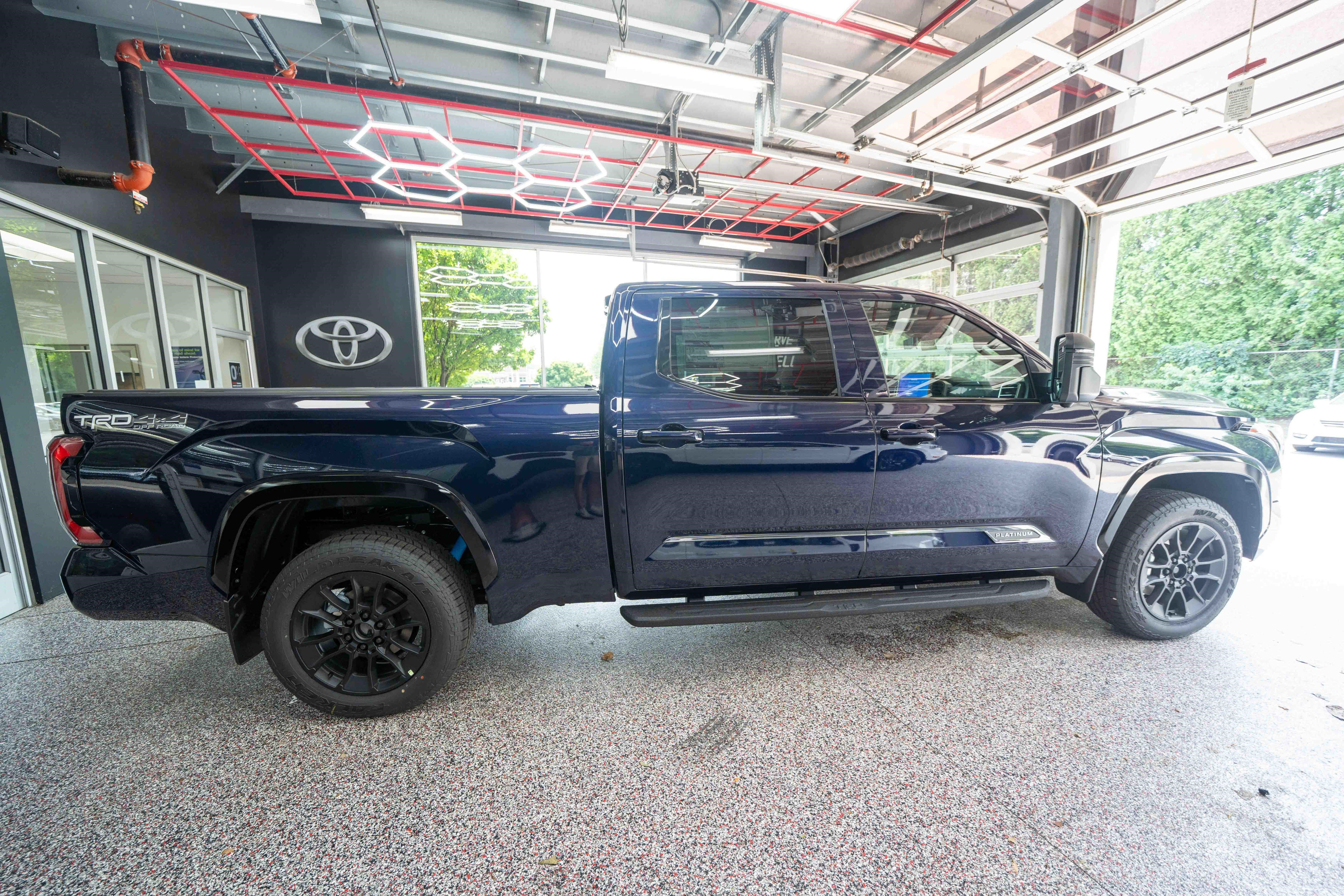 New 2026 Toyota Tundra Platinum w/ TRD Off-Road Package AWD/4WD image 4