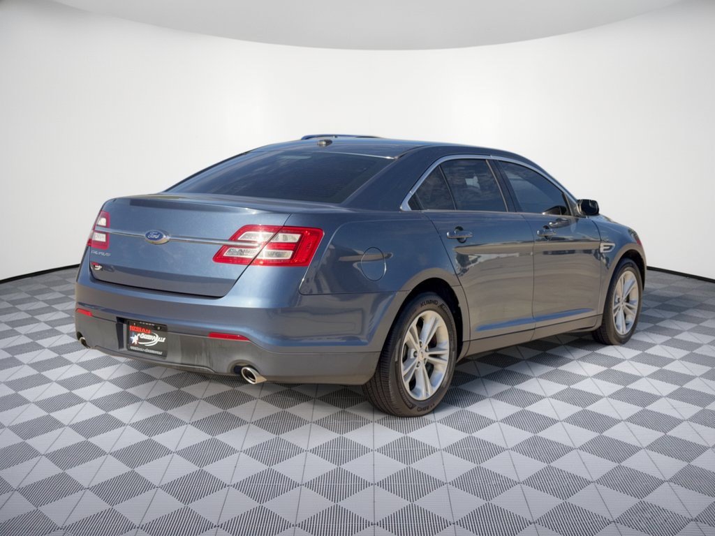 Used 2018 Ford Taurus SE FWD image 9
