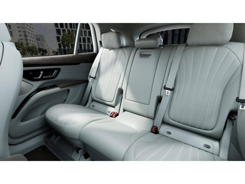 New 2026 Mercedes-Benz EQS 400 4MATIC SUV image 5