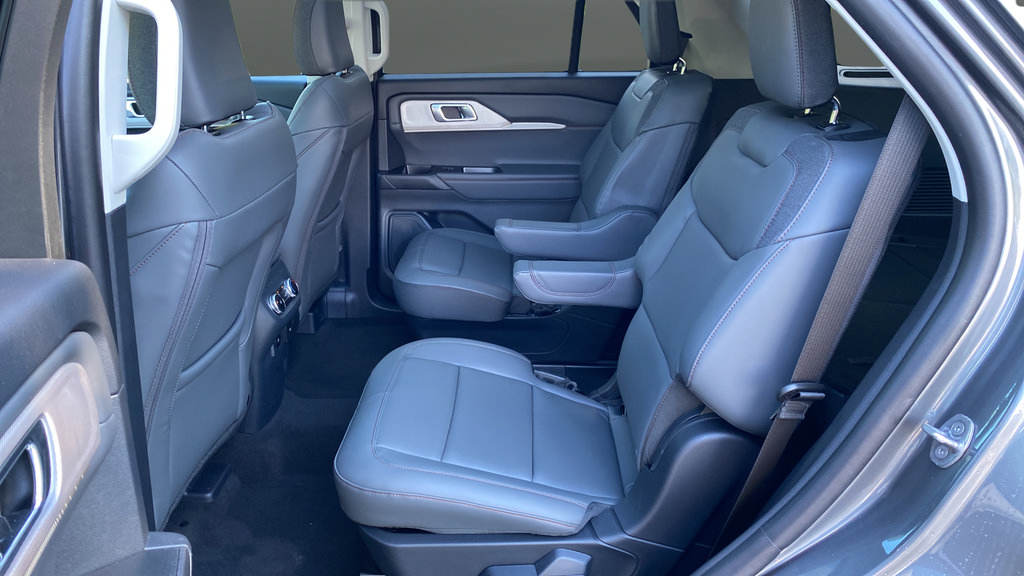 New 2026 Ford Explorer Active w/ Active Comfort Package AWD/4WD image 24