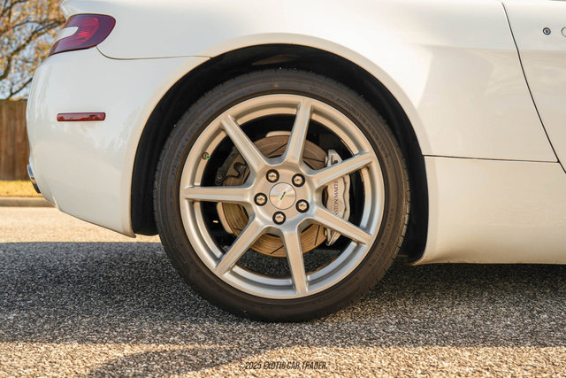 Used 2008 Aston Martin V8 Vantage Roadster 6-Speed image 44