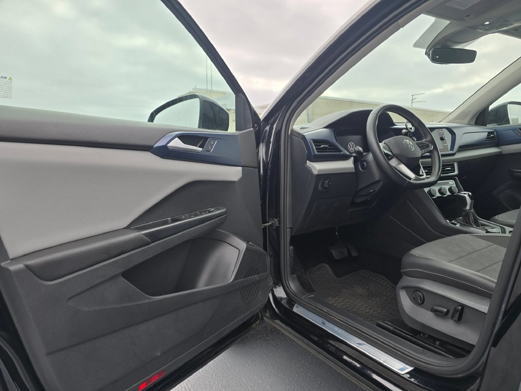 Used 2023 Volkswagen Taos SE AWD/4WD image 19