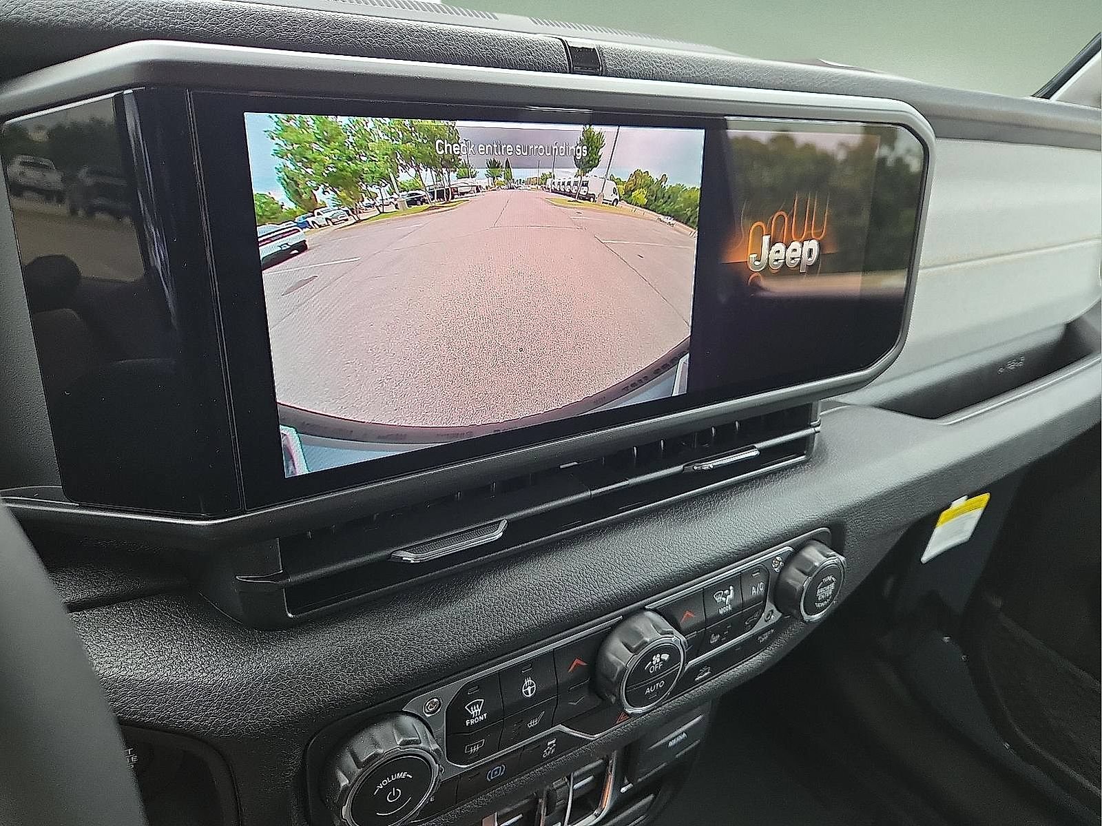 New 2025 Jeep Wrangler Unlimited Sport S 4xe w/ Convenience Group AWD/4WD image 16