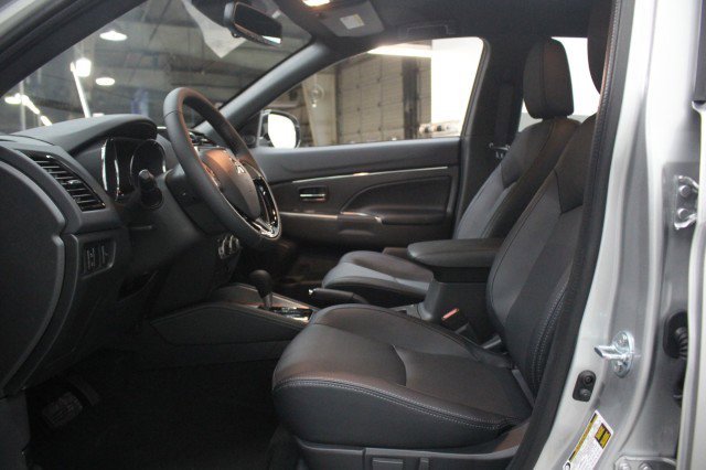 New 2026 Mitsubishi Outlander Sport SEL AWD/4WD image 6