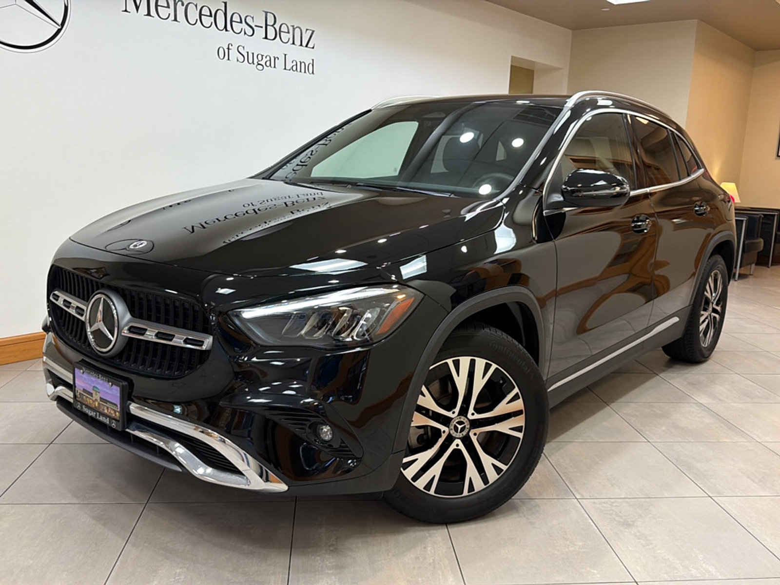 Certified 2025 Mercedes-Benz GLA 250 image 1