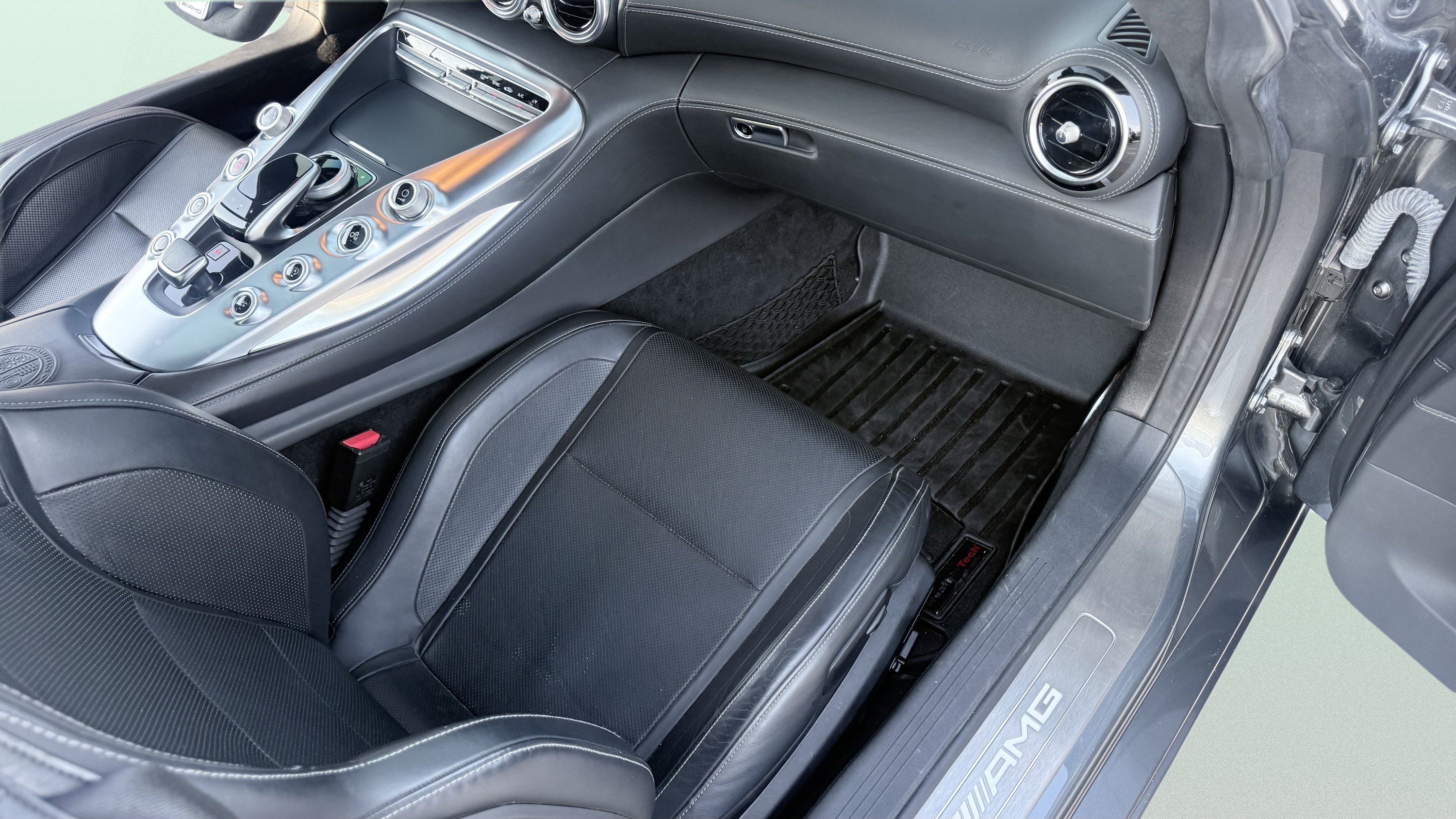 Used 2018 Mercedes-Benz AMG GT C image 21