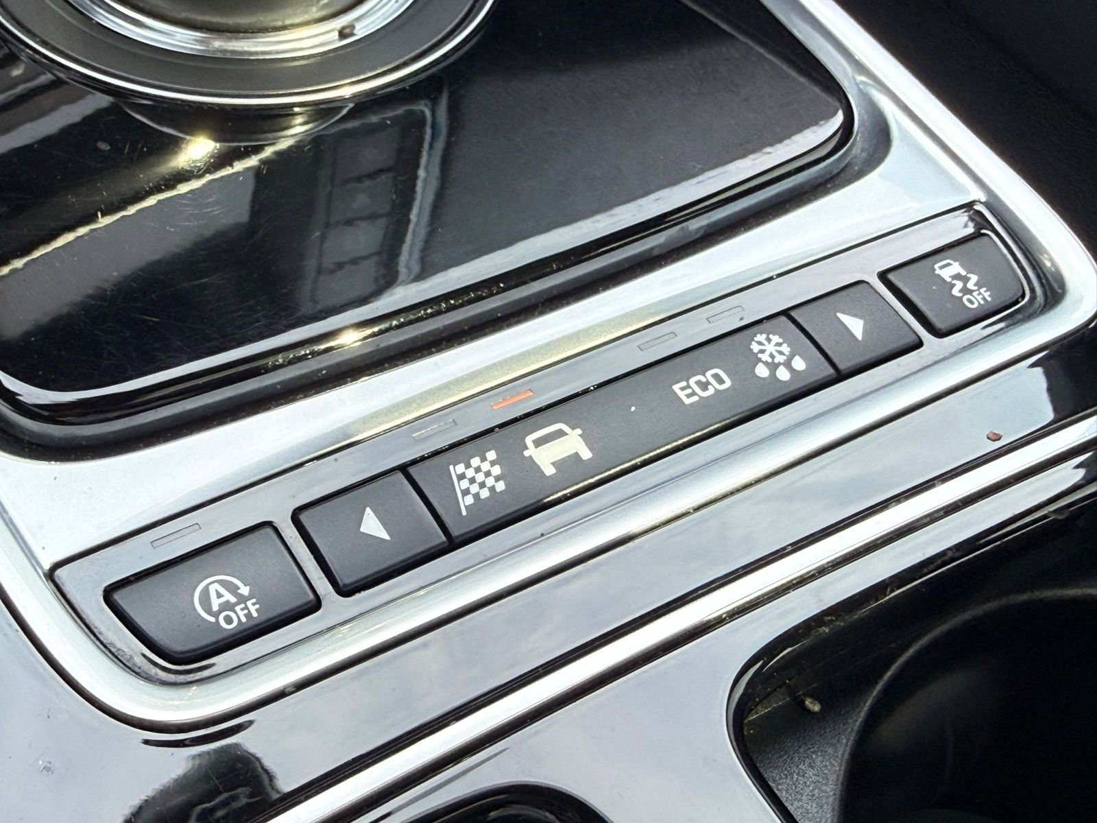 Used 2018 Jaguar F-PACE Prestige image 26