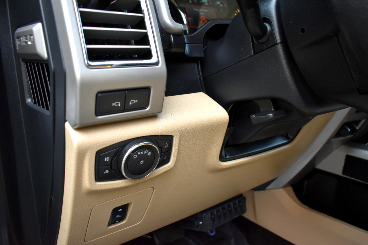 Used 2015 Ford F150 Lariat image 40