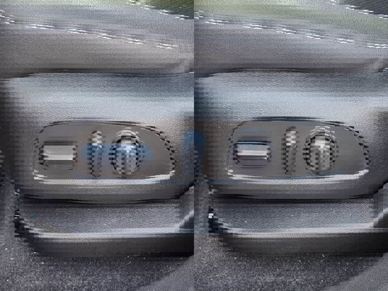 Used 2023 Chevrolet Blazer LT w/ Midnight/Sport Edition image 11