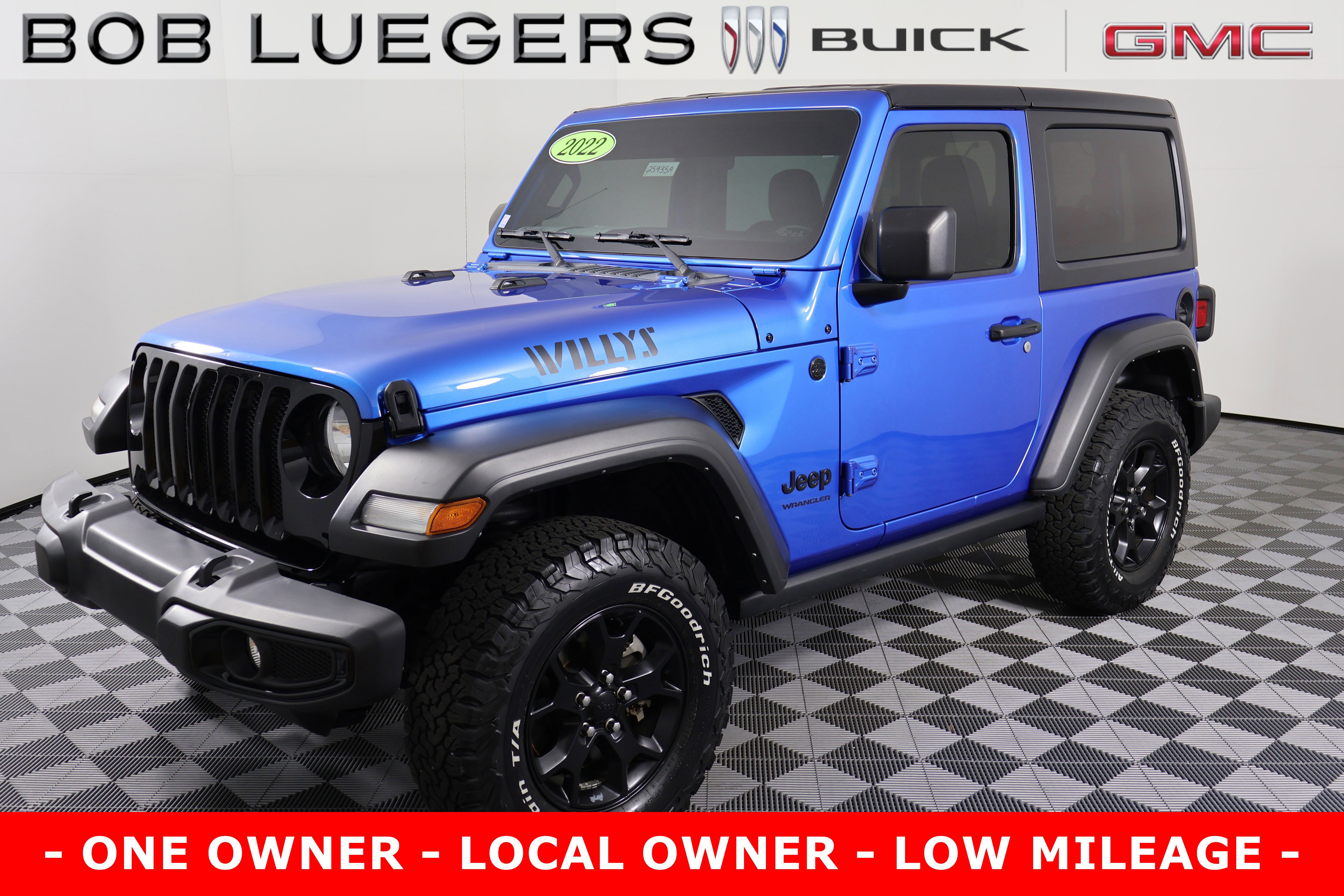 Used 2022 Jeep Wrangler Sport image 4