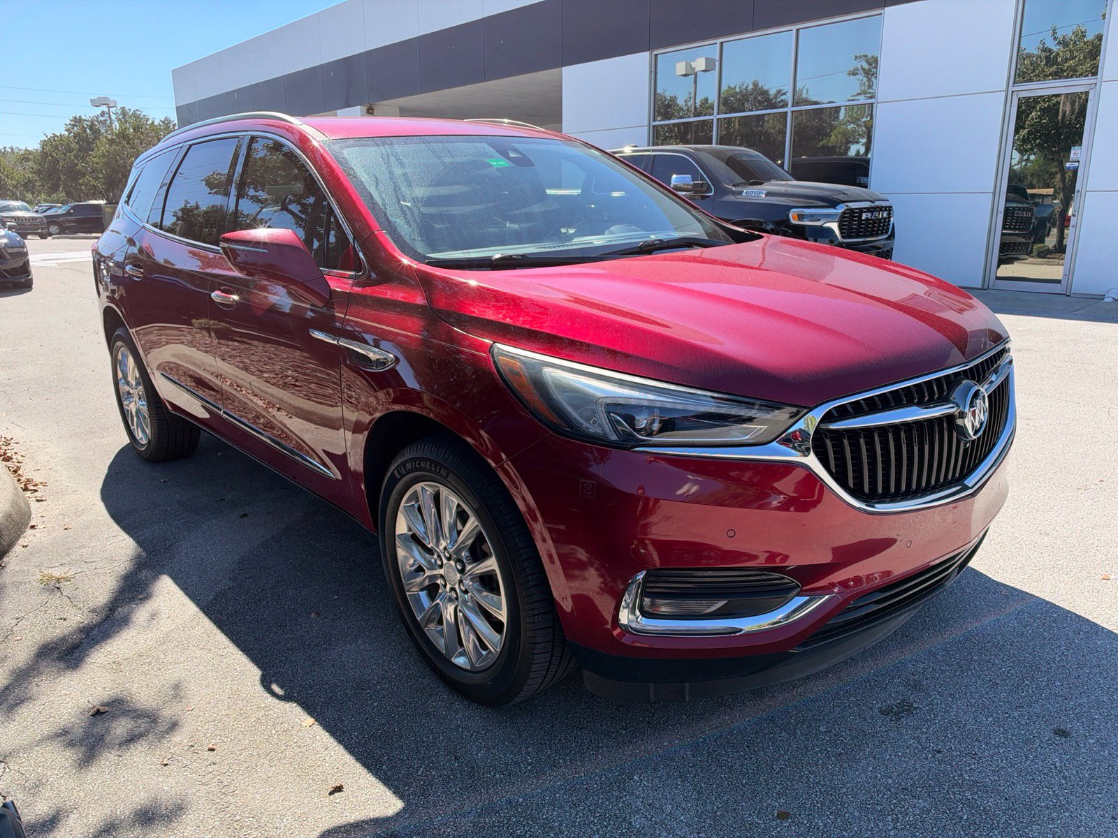 Used 2019 Buick Enclave Premium w/ Trailering Package, 5000 lbs. FWD image 2