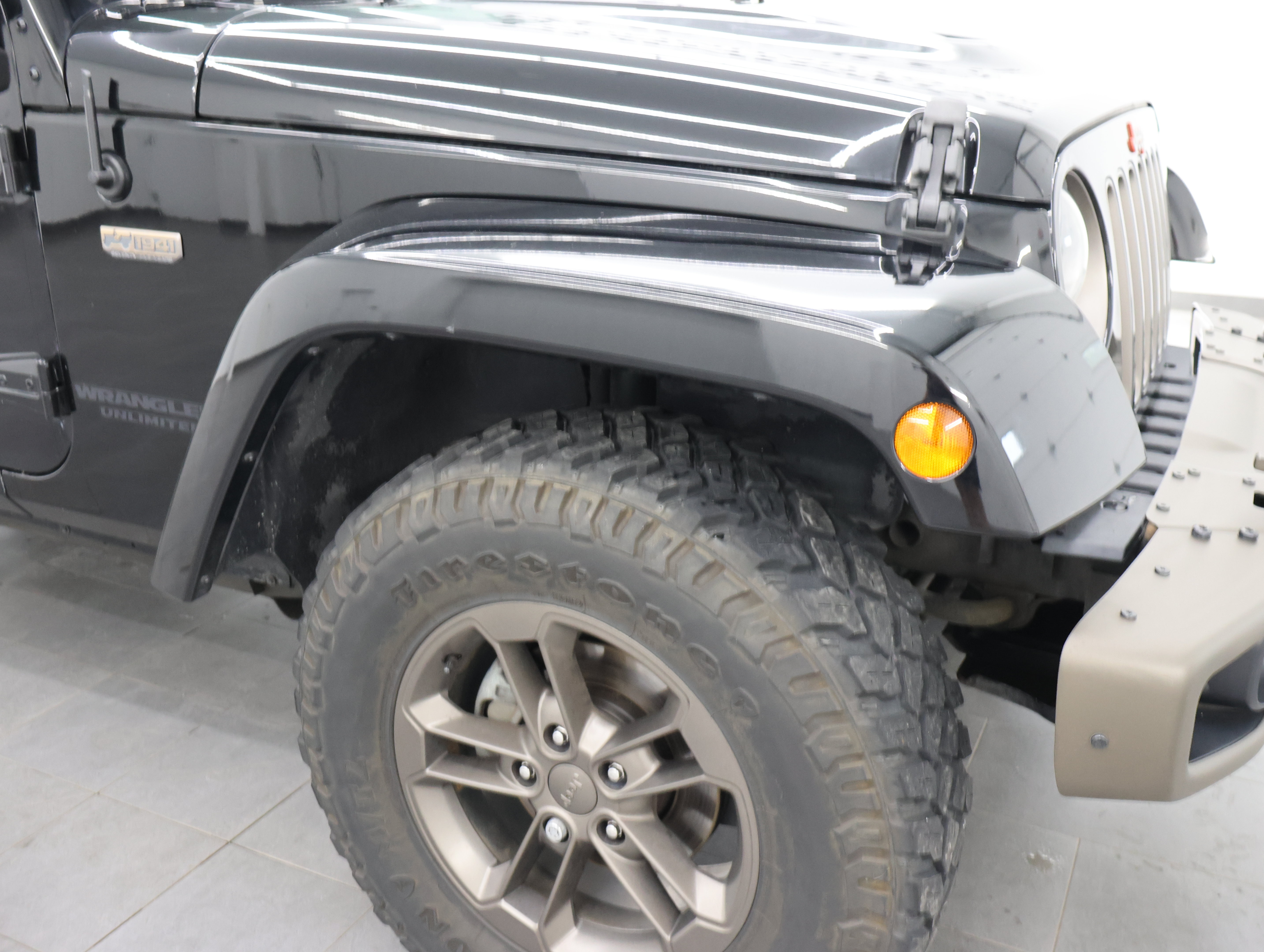 Used 2016 Jeep Wrangler Unlimited Sahara AWD/4WD image 21