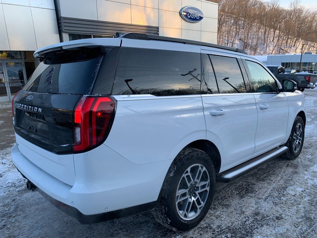 Used 2025 Ford Expedition Active video 2