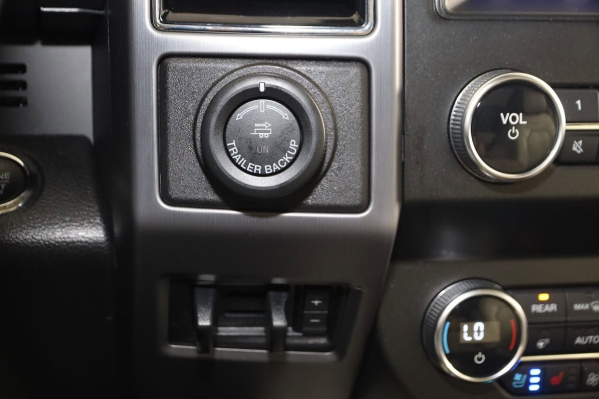 Used 2020 Ford Expedition Platinum AWD/4WD image 34