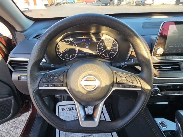 Used 2023 Nissan Altima 2.5 SV image 13