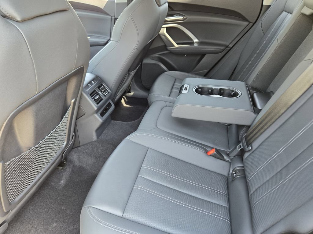 Certified 2025 Audi Q5 Premium w/ Premium Plus AWD/4WD image 40