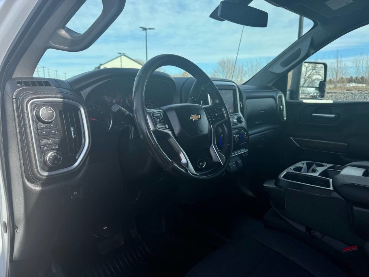 Used 2020 Chevrolet Silverado 1500 LT w/ Convenience Package image 18