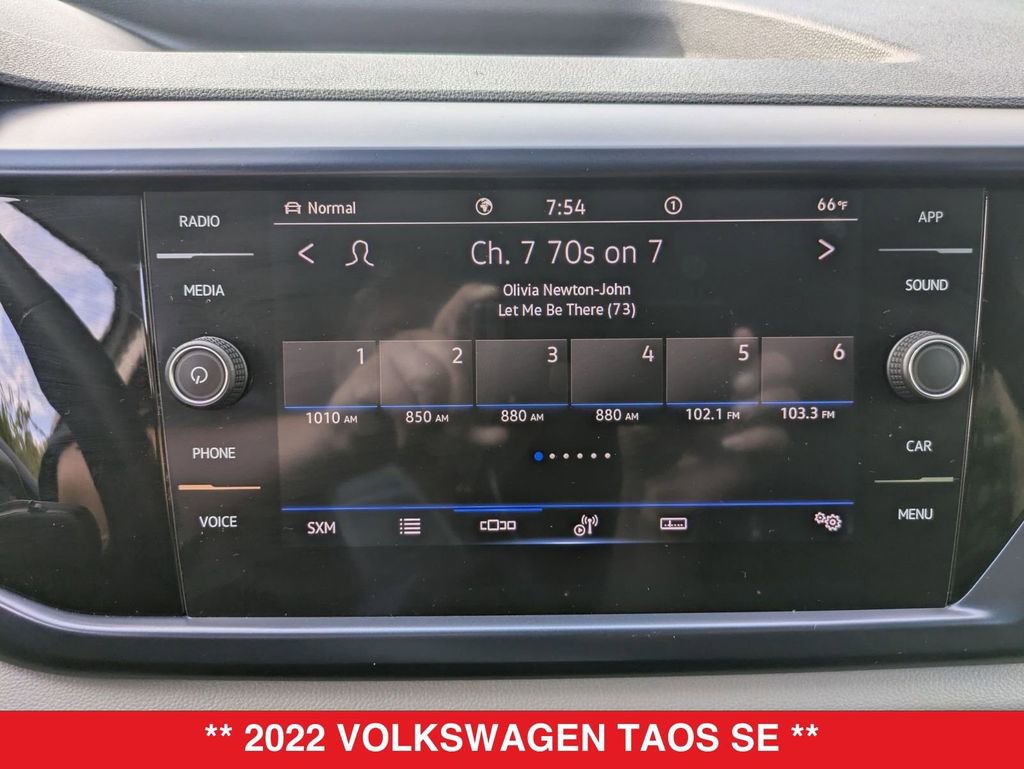 Used 2022 Volkswagen Taos SE image 25