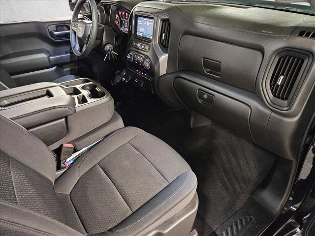 Used 2020 Chevrolet Silverado 1500 Custom w/ Custom Value Package image 18