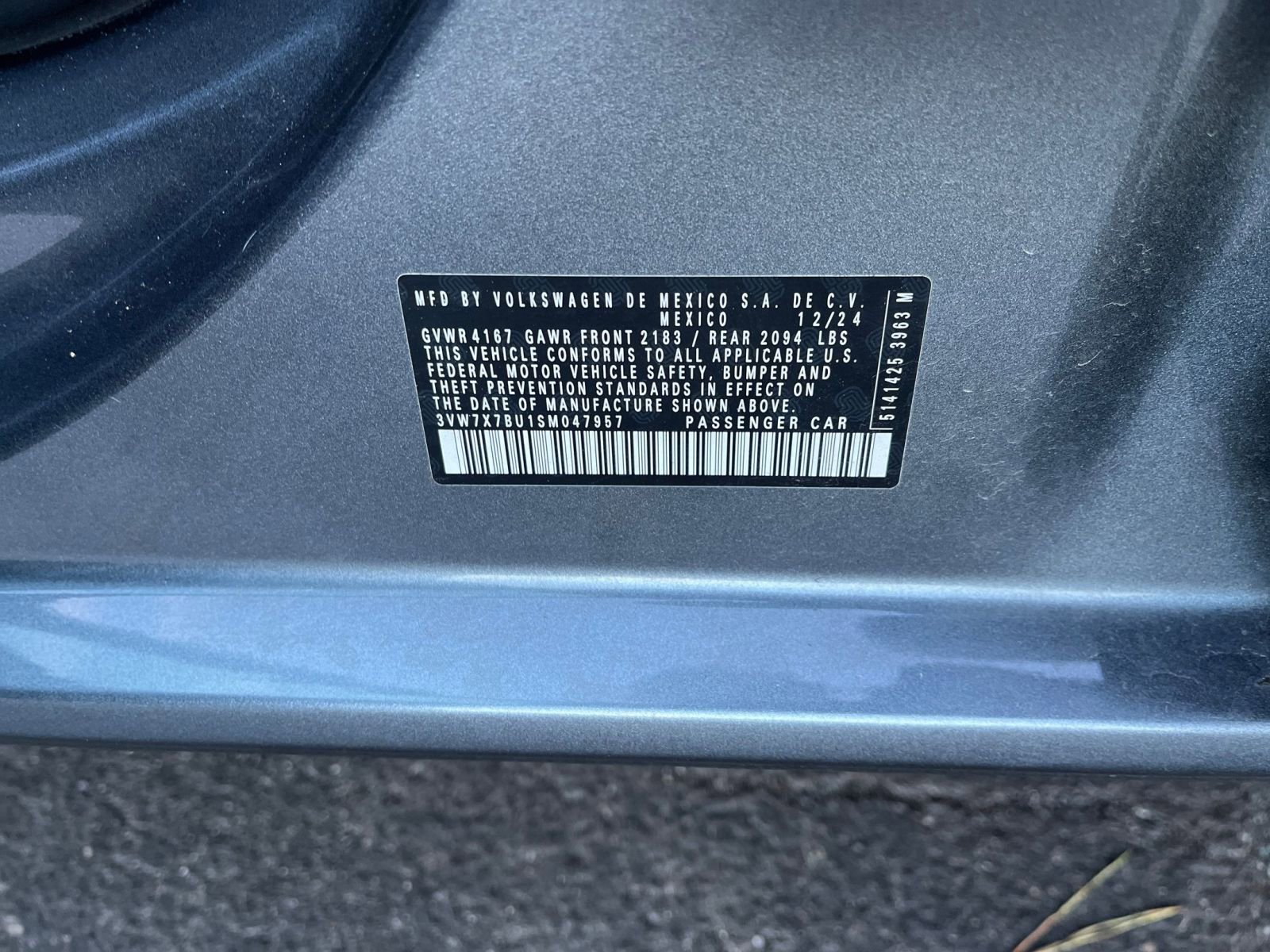 Used 2025 Volkswagen Jetta SE image 29